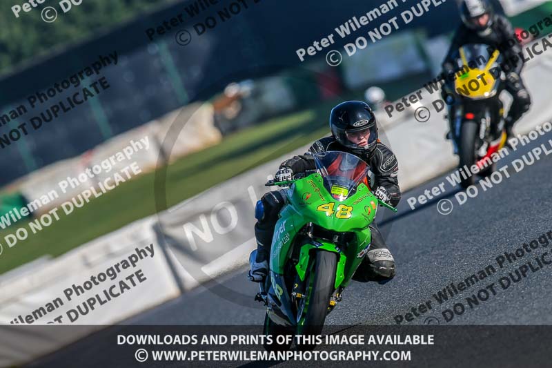 PJM Wedding Photography;enduro digital images;event digital images;eventdigitalimages;mallory park;mallory park photographs;mallory park trackday;mallory park trackday photographs;no limits trackdays;peter wileman photography;racing digital images;trackday digital images;trackday photos